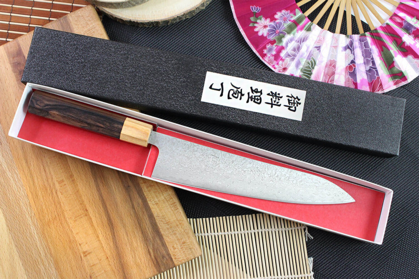 Tsunehisa SLD Damaskus 21 cm japansk kokkekniv