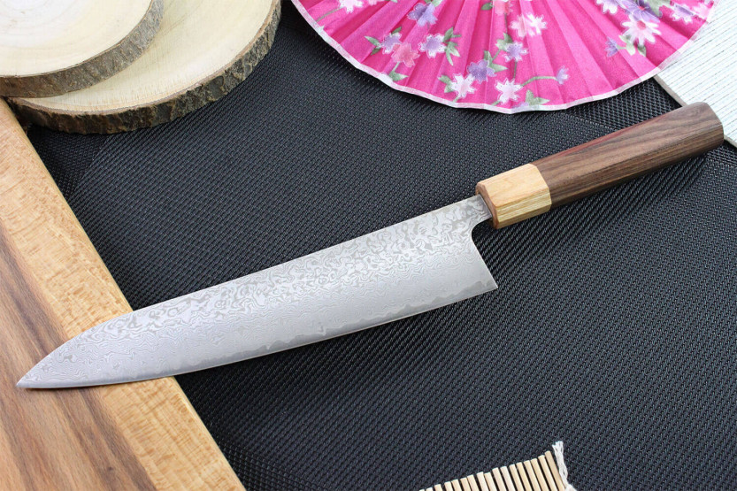 Tsunehisa SLD Damaskus 21 cm japansk kokkekniv