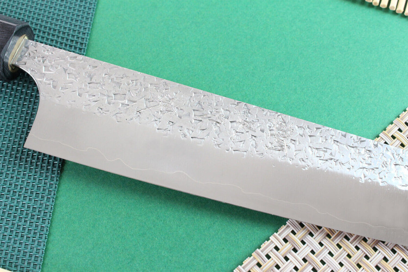 Japanisches Sujihiki Messer Handwerk gehämmert Yu Kurosaki Shizuku 27cm Stahl SG2