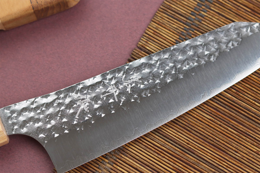 Yu Kurosaki senko 16,5 cm SG2-stål håndværksmæssigt hamret japansk bunka-kniv