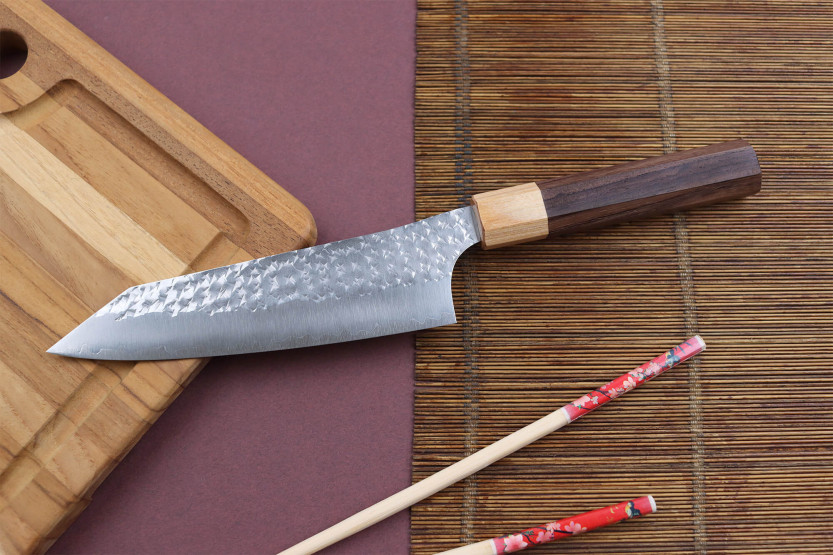 Yu Kurosaki senko 16,5 cm SG2-stål håndværksmæssigt hamret japansk bunka-kniv