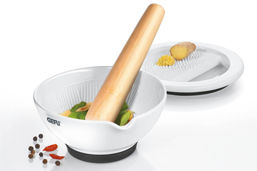 Gefu Suri porcelænsmorter med integreret rivejern - Diameter 13,5 cm