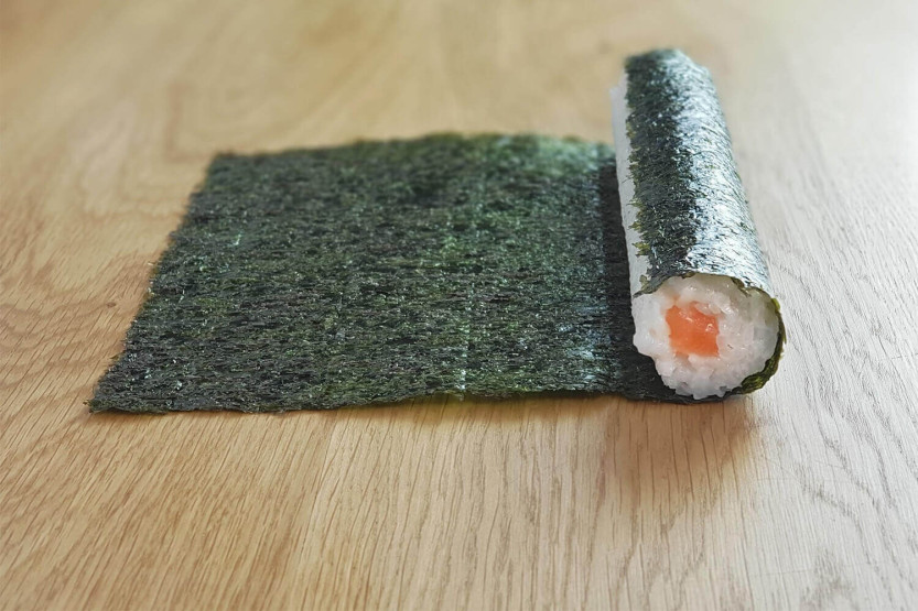 Sooshi Cookut-sæt 1 sushi-/maki-maskine + 2 par spisepinde + 1 opskriftsbog