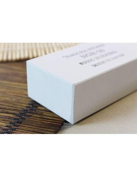 Suehiro nagura stone for polishing stones - Grains 5000