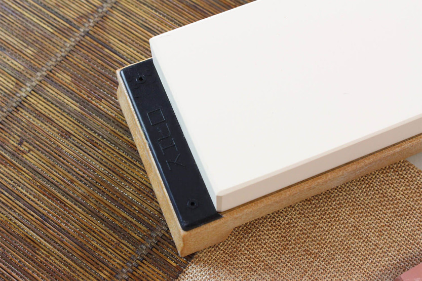 Japanese Sharpening stone Suehiro Ouka 3000