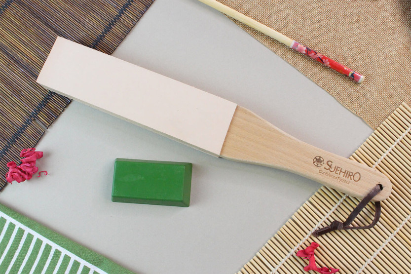 Suehiro Japanese polishing leather stropping set 31cm + abrasive paste