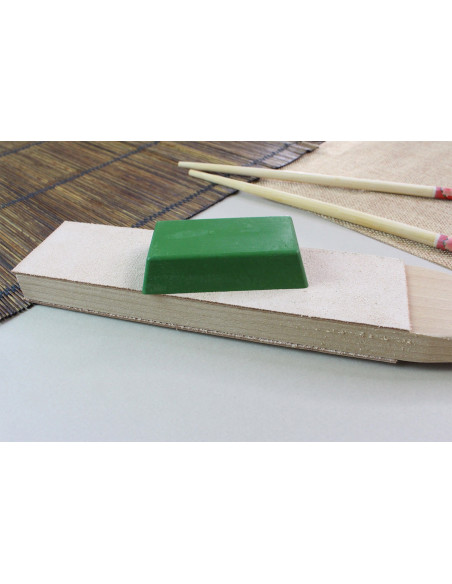 Suehiro Japans polijstleder strijkset 31cm + schuurpasta