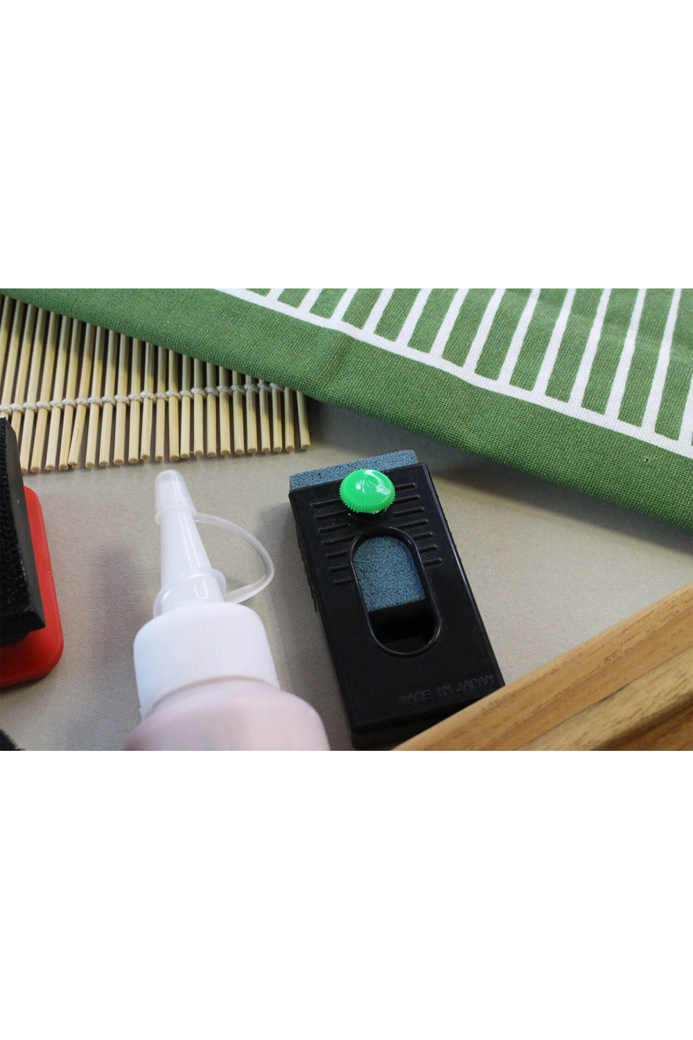 Complete Japanese Suehiro rust removal and blade polishing kit