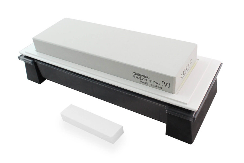 Japanese whetstone Suehiro Cerax ceramic 320 grit on base
