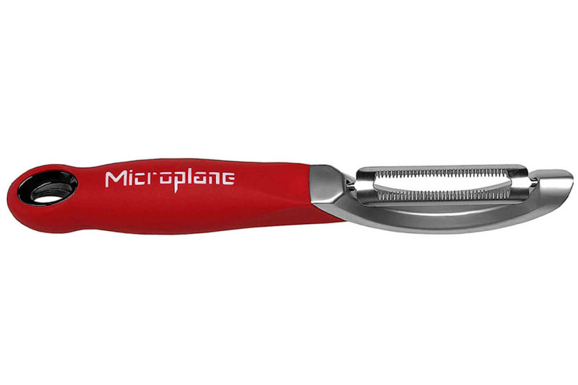 Professioneller Sparschäler Microplane mit beweglicher, gezackter Doppelklinge