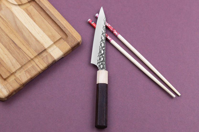 Yu Kurosaki senko 13cm SG2 stål hantverksmässigt hamrad japansk universalkniv