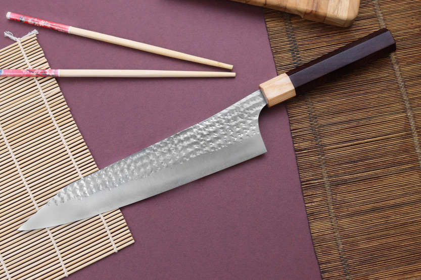 Yu Kurosaki senko 24 cm in acciaio SG2 coltello da cuoco giapponese martellato artigianalmente