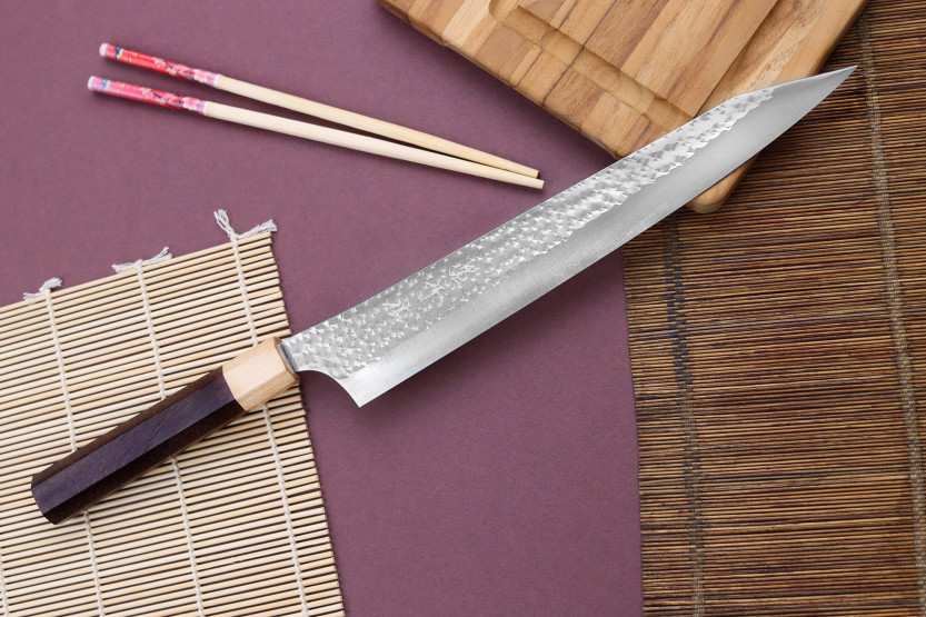Couteau sujihiki cherry Japans artisanaal martelé Yu Kurosaki senko 27cm acier SG2