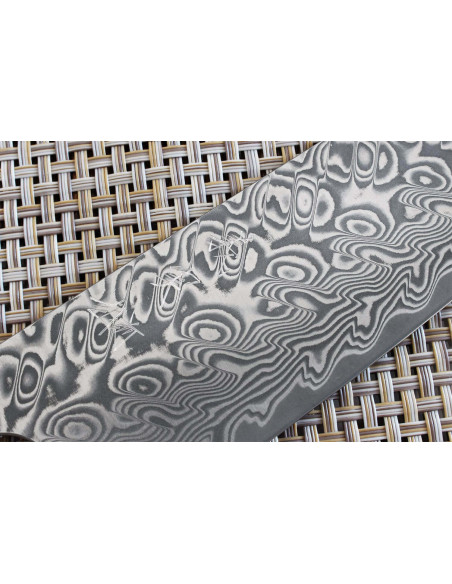 Japanisches handgefertigtes santokumesser Yoshimi Kato 17cm SG2 Damaskus Kirschbaum