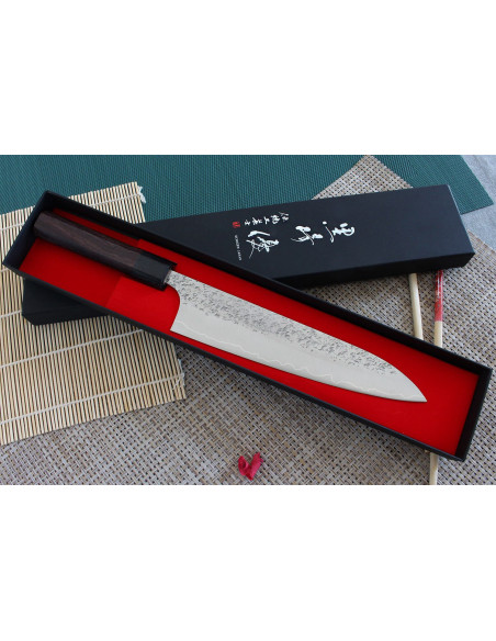 Vasaroitu japanilainen kokkiveitsi Yu Kurosaki Shizuku 21cm SG2 teräs