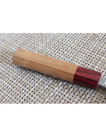Yoshimi Kato 15cm SG2 Damasco madera de cerezo cuchillo universal japonesa artesanal