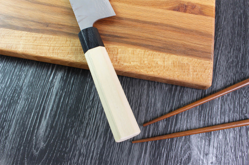 Cuchillo santoku japonés tradicional Masakage Shimo 17cm Shirogami