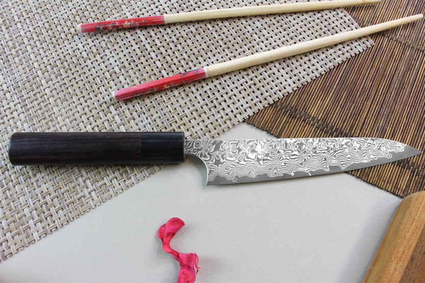 Yoshimi Kato 15 cm VG10 Damasco nichel coltello universale giapponese fatto a mano