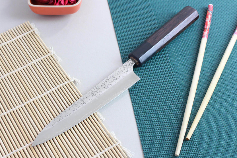 Yu Kurosaki Shizuku 15 cm in acciaio SG2 coltello universale giapponese martellato artigianalmente