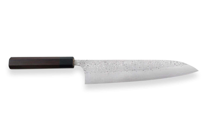 Hamret japansk kokkekniv Yu Kurosaki Shizuku 24 cm i SG2-stål