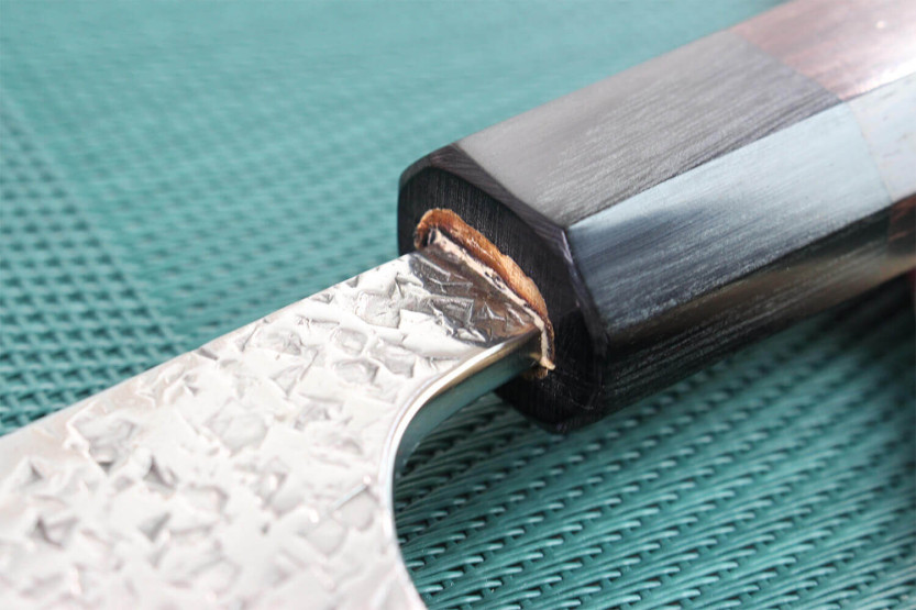 Yu Kurosaki Shizuku 24cm SG2 acero martillado artesanal cuchillo de chef japonés