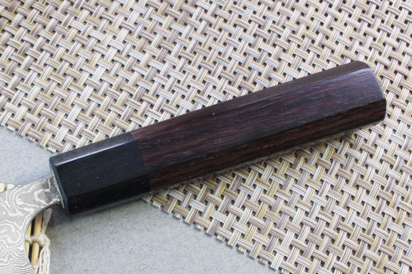 Faca universal japonesa artesanal Masakage Kumo 13cm Damascus 63-ply