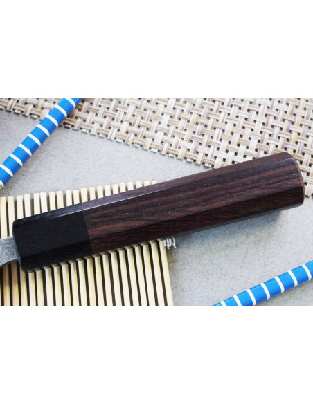 Faca universal japonesa artesanal Masakage Kumo 15cm Damascus 63 camadas