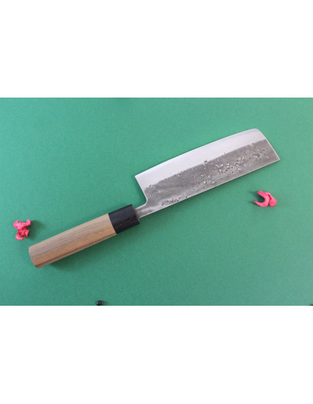 Wusaki Nakata BS2 16,5 cm valnøddehåndtag japansk håndlavet nakiri-kniv