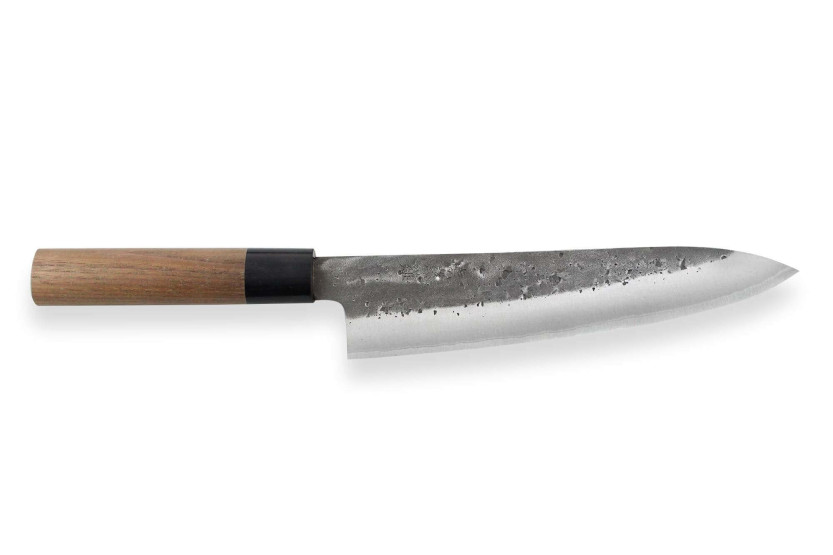 Wusaki Nakata BS2 21cm käsintehty japanilainen kokkiveitsi saksanpähkinän kahvalla
