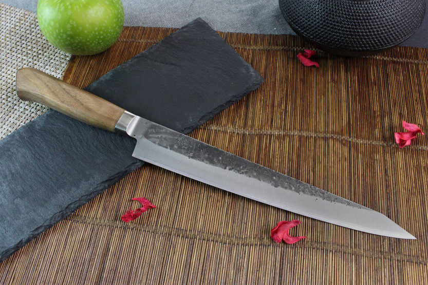 Wusaki Nogami BS2 24cm japanilainen sujihiki veitsi saksanpähkinäkahvalla