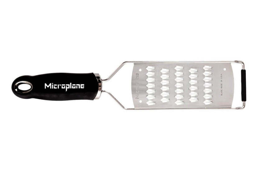 Microplane Gourmet grattugia speciale per carote con manico nero