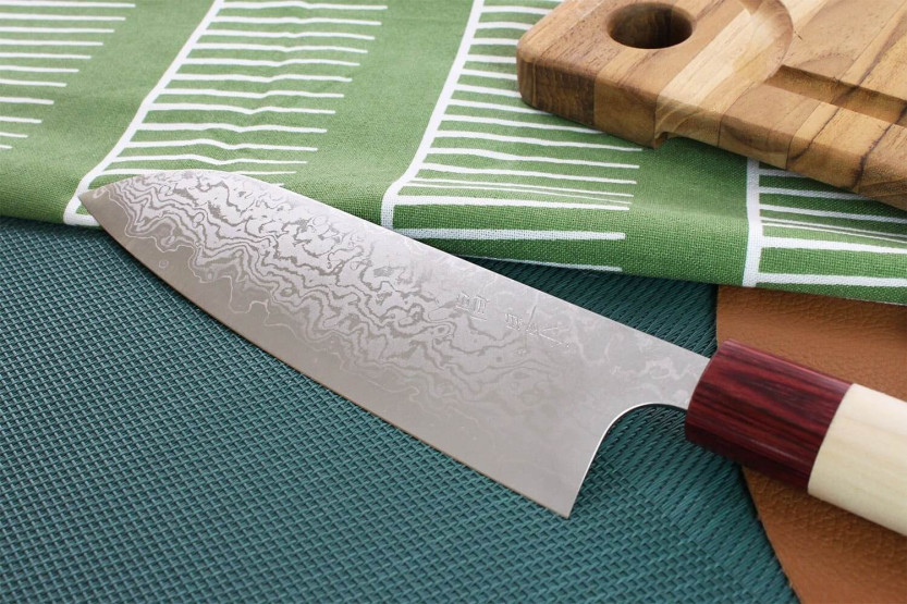Masakage Kiri 16,5 cm 49-lagers damaskus handgjord japansk santokukniv