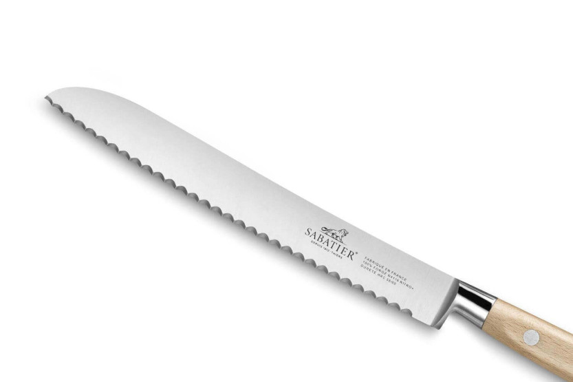 Sabatier Brocéliande takkete smidd brødkniv 20 cm med håndtak i bøketre