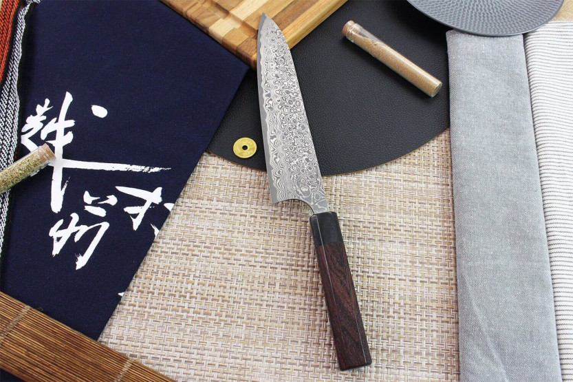 Masakage Kumo 21 cm håndlavet japansk kokkekniv Damaskus 63 lag