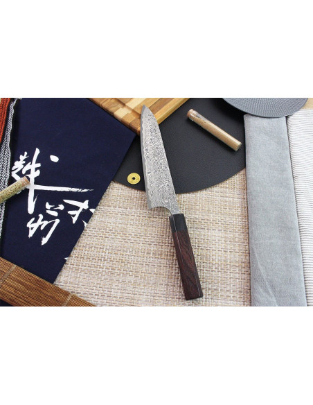 Masakage Kumo 21cm käsintehty japanilainen keittiöveitsi Damascus 63 kerrosta
