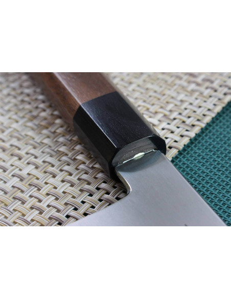 Kagekiyo Kurumi Ginsan 18 cm håndlaget japansk santoku-kniv
