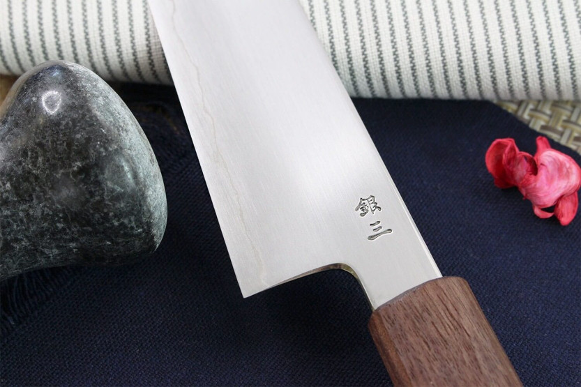 Faca de chef japonesa Kagekiyo Tedukuri de 24 cm feita à mão