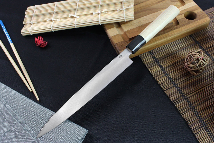 Kagekiyo Utage White Steel 2 21cm handgjord japansk Yanagibakniv