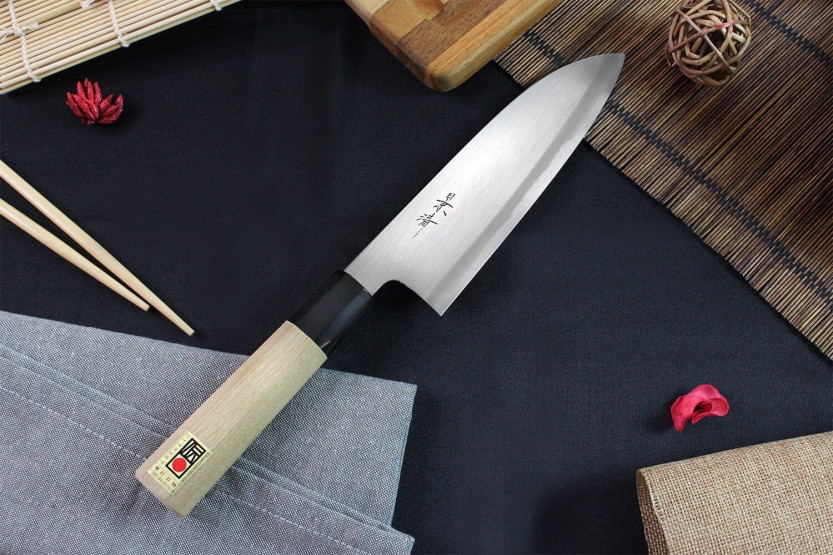 Japanisches handgefertigtes santokumesser Kagekiyo Utage White Steel 2 18cm