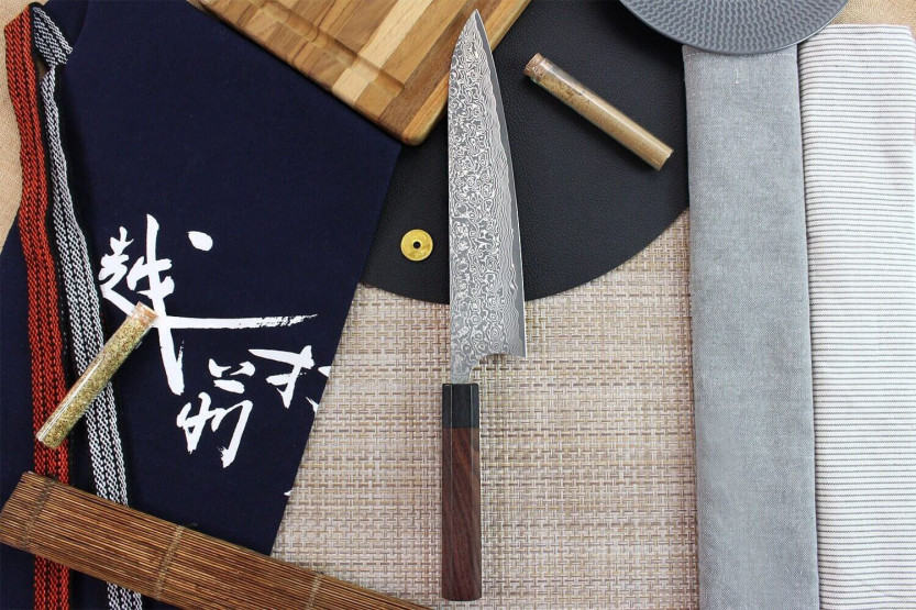 Masakage Kumo 24cm käsintehty japanilainen keittiöveitsi Damascus 63 kerrosta