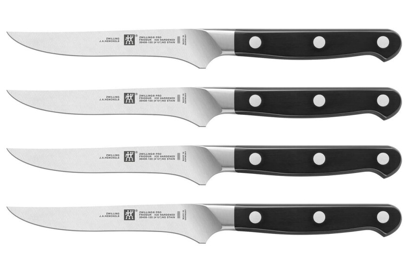 Zwilling PRO sett med 4 smidde biffkniver 12 cm i Friodur®-stål