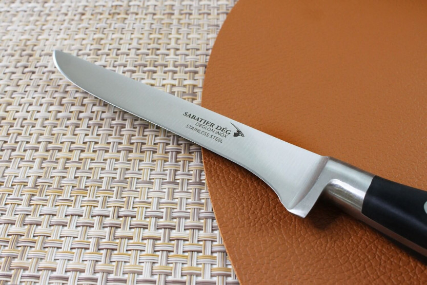 Cuchillo deshuesador Ideal Sabatier DEG, 13 cm de hoja