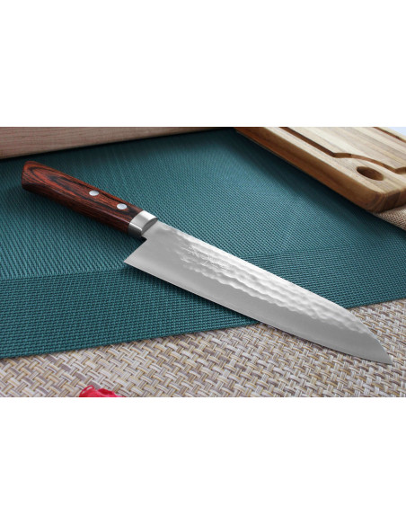Santoku veitsi Japonese artisanal Masutani 16.5cm martelé martelé