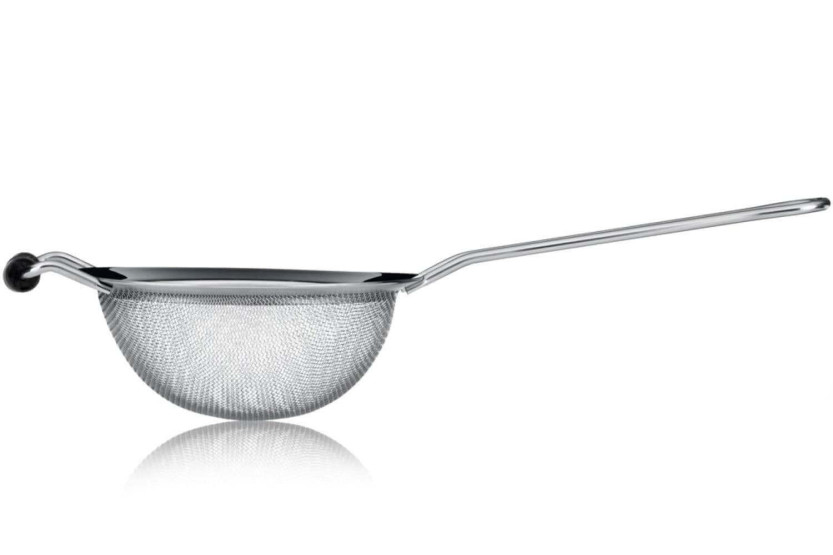 Colapasta triangolare professionale in acciaio inox con manico
