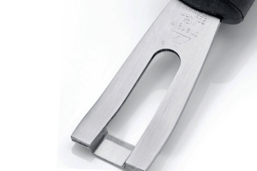 Triangle U-shaped stainless steel rod with green grip handle