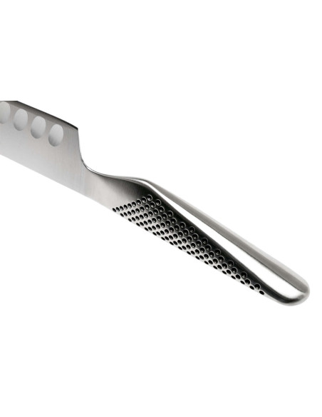 Global GS91 Japansk grønnsakskniv 14 cm med bikakeblad