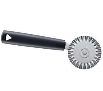 Roda de massa triangular canelada com pega verde 2