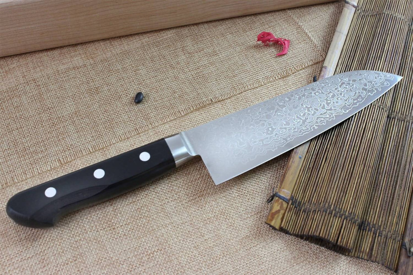 Cuchillo santoku japonés Tsunehisa VG10 Damasco 45 capas 16.5cm