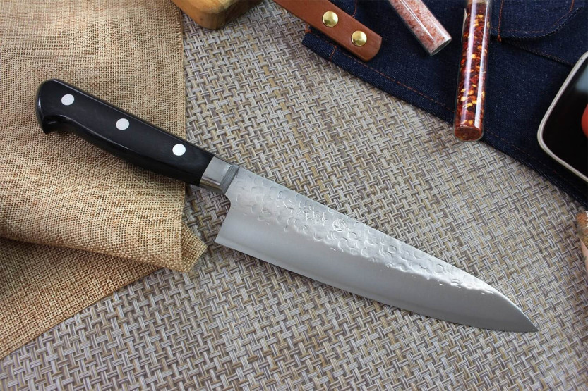 Takamura VG10 Tsuchime 18cm handgjord japansk kockkniv