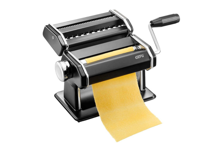 Gefu Perfetta taikinakone kromiterästä tarttumattomilla rummuilla varustettuna